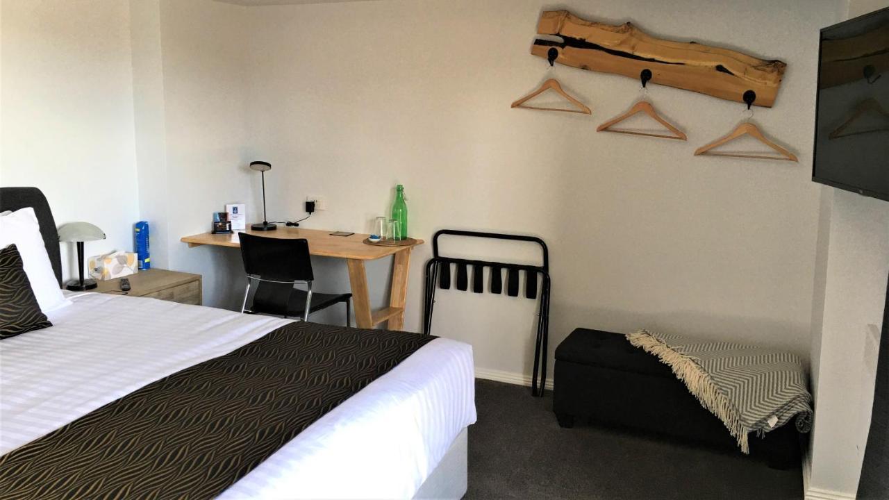 Storm Bay B&B White Beach Екстериор снимка